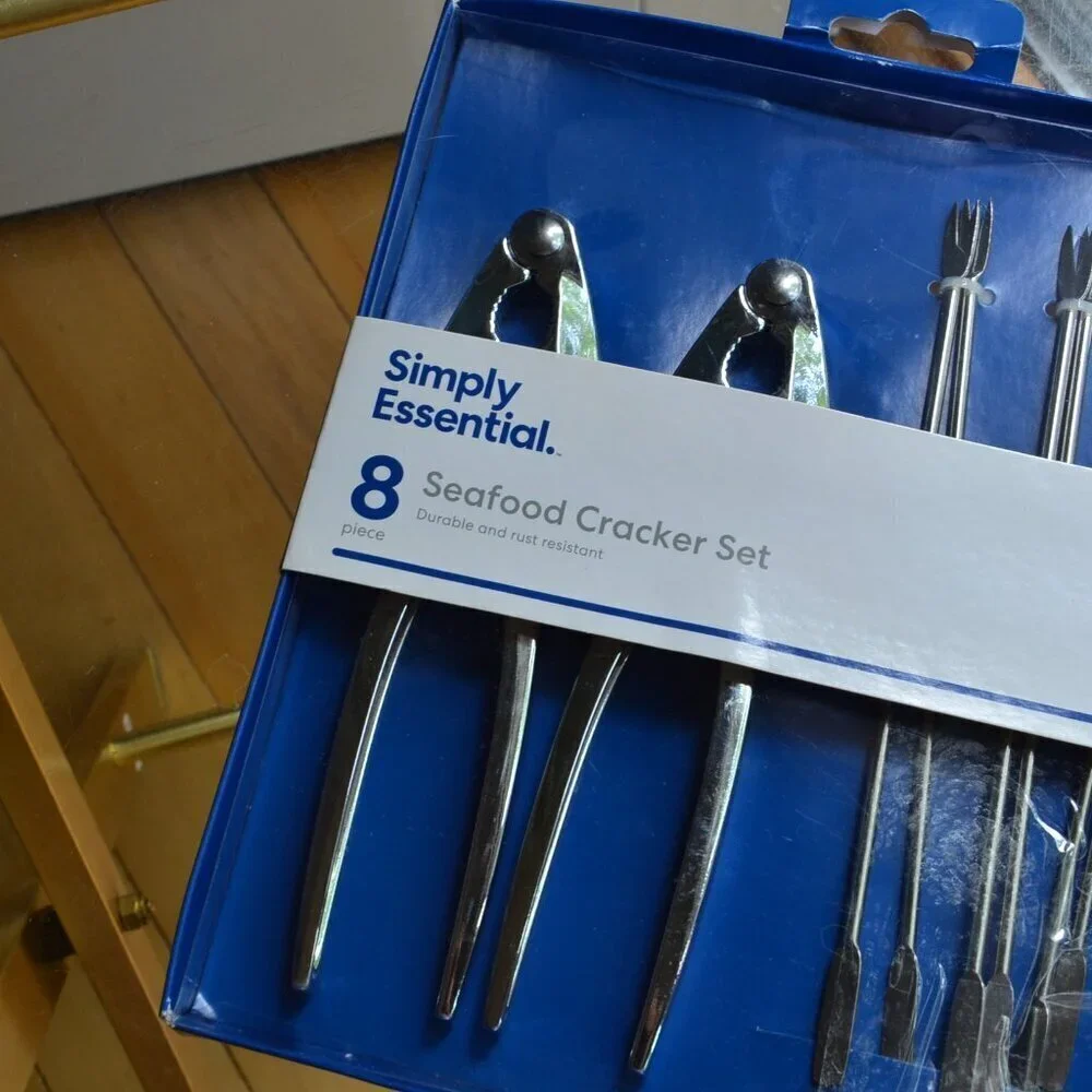 Simply Essential 8 Piece Seafood Cracker Set